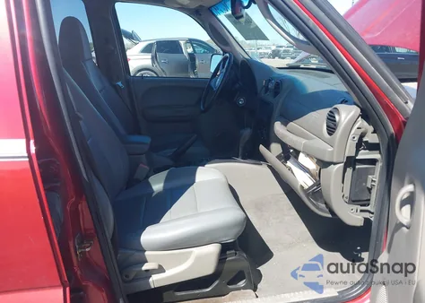 2006 Jeep Liberty Sport из США, поврежденный, VIN 1J4GK48K76W228440